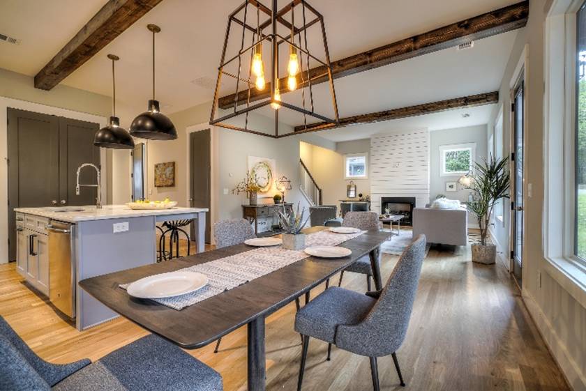 A picture containing indoor, floor, wall, room

Description automatically generated